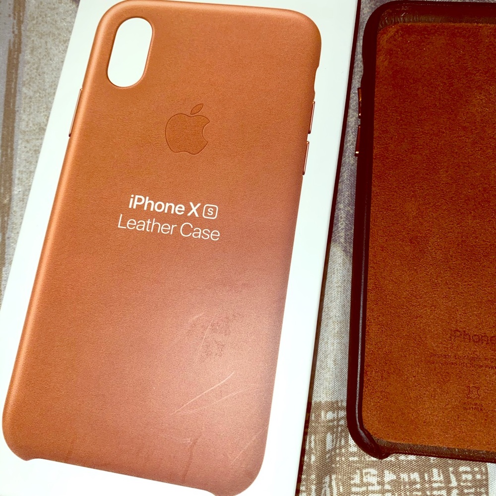 iPhone X leather case